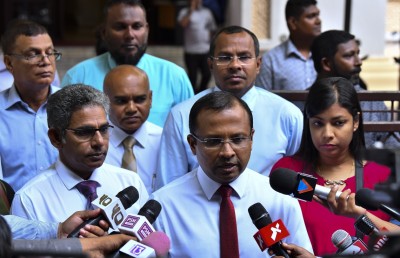 51 މެމްބަރެއްގެ ސޮޔާ އެކު މަސީހް ވަކިކުރަން ހުށަހަޅައިފި