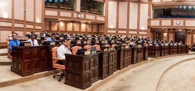 ކައުންސިލަރުންގެ އަދަދު މަދުކުރަން މަޖިލީހުން ފާސްކޮށްފި