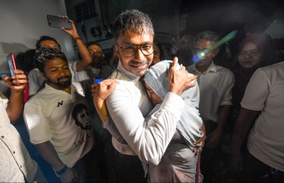 އުއްތަމަ ފަނޑިޔާރުގެ ވަރުގަދަ ސުވާލުތަކެއް އީސީގެ ވަކީލުންނަށް!