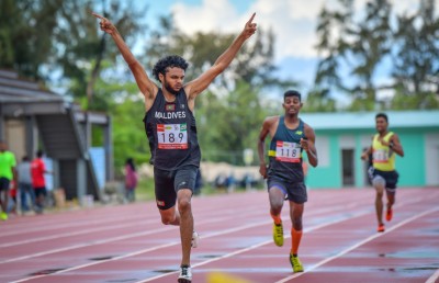 ސިންތެޓިކް ޓްރެކުގެ ފުރަތަމަ ރެކޯޑް ފަޒީލަށް!