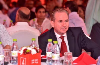 ބީއެމްއެލްގެ ސީއީއޯ އެންޑްރޫ ހީލީ އިނގިރޭސި ވިލާތުގެ ވަޒީފާއަކަށް