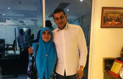 ސަން ސިޔާމް ރިލްވާންގެ މަންމައާ ބައްދަލު ކުރައްވައިފި