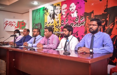 ޒިންމާ ކުރުވެން ވާނެ! ޒިންމާ އުފުލަން ވެސް ޖެހޭނެ!