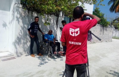 "ކާކު؟" އާ އެކު މާއެނބޫ ކުޅުދުއްފުށީގައި