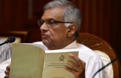 ސަރުކާރަށް ގެނައި ކުއްލި ބަދަލު ސިރިސޭނާ ސާފުކޮށްދެއްވައިފި
