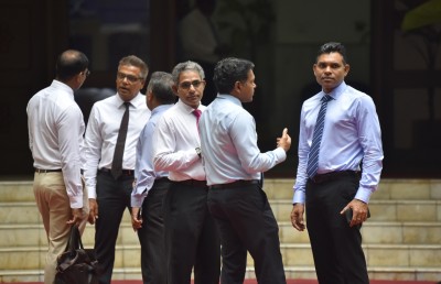މަޖިލީހަށް ކުރިމަތިލުމުގެ ފީ ބޮޑުކުރަން ފާހެއް ނުވި