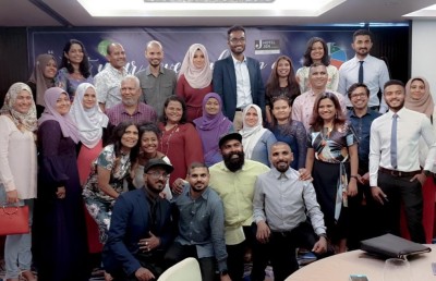 ޑިޓިއުންގެ ލަވައަކުން ކެންސަރު ބަލީގެ ޗެމްޕިއަނުންގެ ވާހަކައެއް