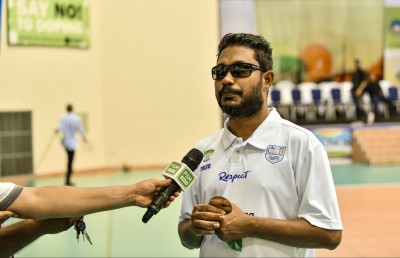 ޕޮލިސް ބަދަލު ހިފުމަކަށް، ސިފައިން ތަށި ދިފާއުކުރަން