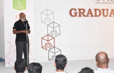 ޓިވެކުގެ ފުރަތަމަ ބެޗުން 44 ދަރިވަރަކު ގްރެޖުއޭޓް ވެއްޖެ