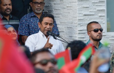 ރައީސް ޔާމީން: ބާރު އިންތިހާގައި، އެކަމަކު ވޯޓުން ވީ ބަލި!