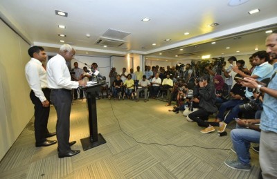 ދަރަނި ދެއްކުން: އާ ސަރުކާރަށް ބޮޑު ގޮންޖެހުމަކަށް ވާނެ!