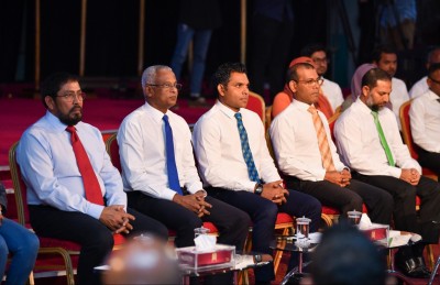 އިބޫގެ ކެބިނެޓް، 22 މިނިސްްޓްރީ ހިމަނަައިގެން އެކުލަވައިލަނީ