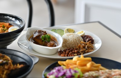 ސީކްރެޓް ރެސިޕީގެ އާ އައުޓްލެޓް އެއާޕޯޓް ވޯޓާ ފްރަންޓްގައި ހުޅުވައިފި