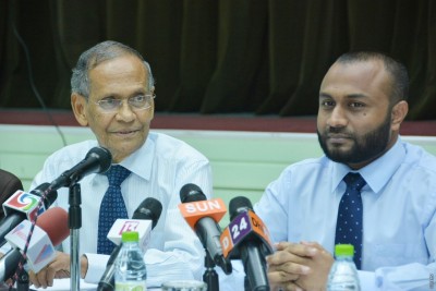 ޑރ. ޒާހިރު ހުސައިން އައިޔޫއެމްގެ ޗާންސެލަރު ކަމުން ވަކިކޮށް އެމަގާމަށް ޑރ. ޝަހީމް