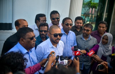 މަސީހުގެ ޖިނާއީ މައްސަލަތަކެއް، 12 މެންބަރުން ފުލުހަށް ހުށަހަޅައިފި