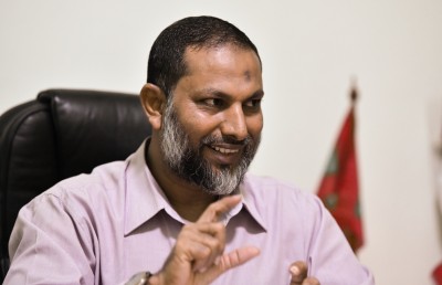 ޖަލުގައި އިމްރާންގެ ބައިވެރިން: 19 ކޮތަރު!
