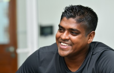 ޝާޑު: ސިފައިންގެ ރޫހު ހިފަހައްޓާ ކުޅަދާނަ ސެޓަރު
