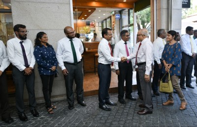 އިބޫއަށް އެންމެ މަތީ މަޝްވަރާ އަރުވާނީ ހަތަރު ލީޑަރުން