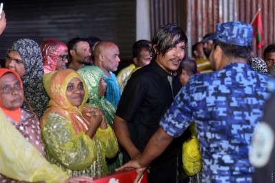 ހުއްދަ ނުހޯދައި ހިނގާލުމެއް ބާއްވަން އުޅުމުން ފުލުހުން ހުއްޓުވައިފި