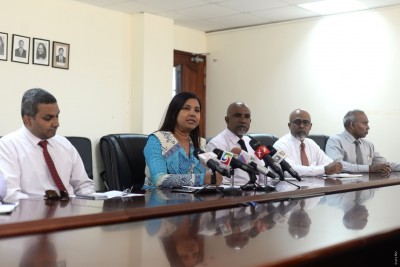 ތިން އަހަރު ދުވަހުގެ ތެރޭގައި 3000 ޓީޗަރުން ޑިގްރީ ފެންވަރަށް ތަމްރީން ކުރަނީ