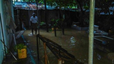 ވިލިނގިލީގައި ފެން ބޮޑުވުމުން ނަރުދަމާ ފެއިލްވެ މަގުތަކުގައި ނަޖިސް!