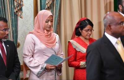 ކެބިނެޓަށް އާންމުން ފާޑު ކިޔަނީ