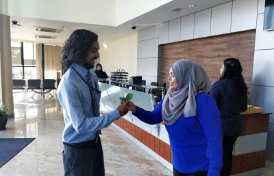 ފިރިހެނުންގެ ދުވަސް: މީރާއިން ރަން ތާޖު، އެމްއެމްއޭއިން މާ!