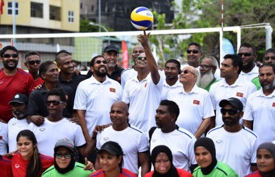 ރައްޔިތުން ބޭނުންވަނީ އެކުވެރިކަމާ އެކީ ކުރިއަށްދާން: ރައީސް