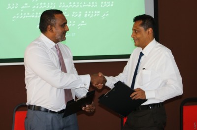 ކުނި އުކާލުމުގެ ހިދުމަތް ފުޅާ ކުރުމަށް ކޮމްޕެކްޓް ޓްރަކާއި ޓްރައިސައިކަލް ގެންނަނީ