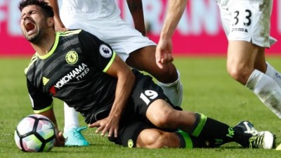 ސްވަންސީގެ ކުޅުންތެރިން ކޮސްޓާއަށް ގިނަ ހަމަލާތަކެއް ދިން: ކޮންޓޭ