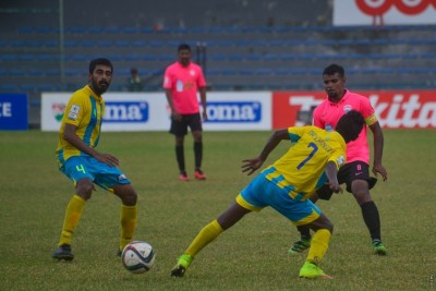 ވެލެންސިއާ ބަލިކޮށް، ޔޫވީ ތާވަލުގެ ހަތަރު ވަނައަށް ޖެހިލައިފި