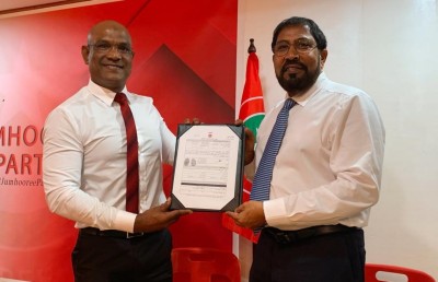 މެމްބަރު އަރީފާއި ކުރީގެ މިނިސްޓަރު މޫސާ އަލީ ޖަލީލު ޖޭޕީ އަށް