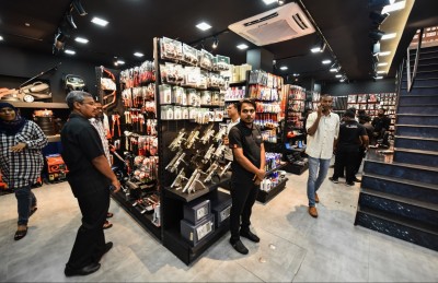 ވެލިގާ ހާޑްވެއާގެ ކޯޕަރޭޓް ކަސްޓަމާ ސެންޓަރު ހުޅުވައިފި
