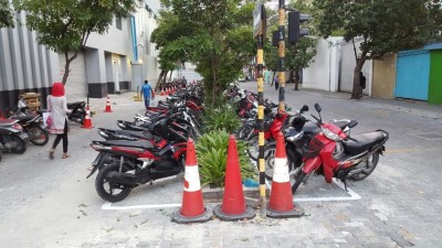 ދިރާގު ކައިރީގައި ވެސް ޕާކިންގް ޒޯނެއް