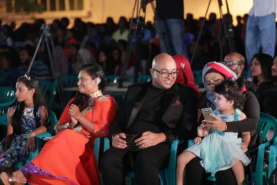4426ގެ ޕްރޮމޯޝަނަލް ލަވަ: އަނެއްކާވެސް ހީބިހި ނަގައިގެންދާވަރުގެ ލަވައެއް!