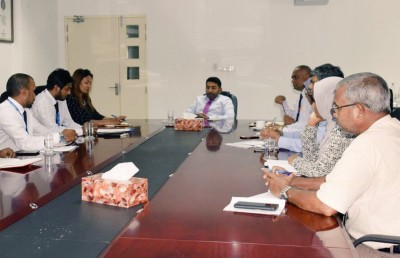 ބޭސްއެތެރެ ކުރުން ހަރުދަނާކުރަން އެސްޓީއޯގެ އިސްވެރިންނާ ހެލްތު މިނިސްޓަރު ބައްދަލުކޮށްފި