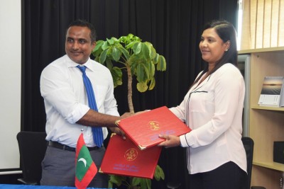 ސްކޫލްތަކުން ބާކީވާ ކަރުދާސް މެނޭޖްކުރުމަށް ވެމްކޯއާ ހަވާލުކޮށްފި