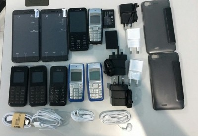 މާފުށި ޖަލަށް ފޯނުތަކެއް ވައްދަށް އުޅުނު މީހަކު އަތުލައިގަނެފި