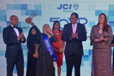 ބައިނަލްއަގްވާމީ ޒުވާނުންގެ އެވޯޑަށް ރާއްޖޭގެ ފަރާތުން ރަފިއްޔާ