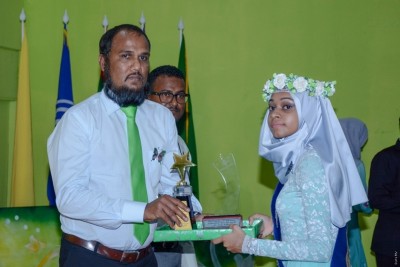 ކެނދިކުޅުދޫ ސްކޫލުގެ އެންމެ މޮޅު ދަރިވަރަކަށް ބަޝާރާ އަދި ހާދިމާ
