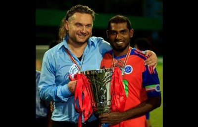 ޝުކުރިއްޔާ ދަރިފުޅާ އިންމަ: ޕޮޕޯވް