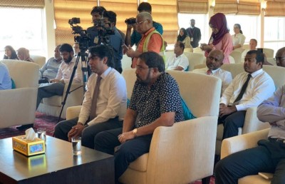 އެފްރިކާ އިން ގަމަށް ދަތުރުތައް ފަށައިފި