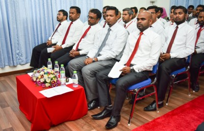 މުއްސަނދިވީ ކިހިނެއް؟ ބުނެނުދެވެންޏާ އެ މުދަލެއް ނަގާ!