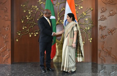 ބޭރުގެ އަސްކަރީ މަރުކަޒެއް ހަދަން ހުއްދައެއް ނުދޭނެ: ޝާހިދު