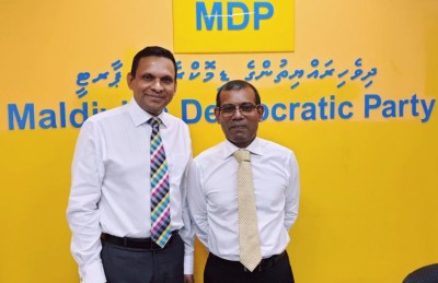 ނަޝީދާއި ކާނަލް ނާޒިމް މަޝްވަރާ ކުރައްވައިފި