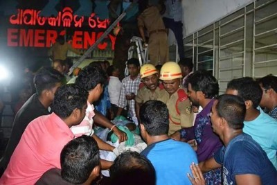 އިންޑިއާގެ ސަމް ހޮސްޕިޓަލުގައި ރޯވި ހާދިސާއާ ގުޅިގެން ހަަތަރު މީހަކު ހައްޔަރުކޮށްފި