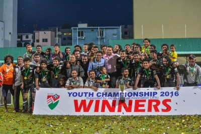 ޓޮމް އަކީ ގާބިލު ބޭފުޅެއް، އަޅުގަނޑުމެންގެ ފުރިހަމަ ތާއީދު ލިބޭނެ: އީގަލްސް