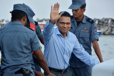 ނާޒިމް ޖަލަށް ލީ ރާއްޖޭގެ ސިރިސޭނާއަށް ވެދާނެތީ: ރިޔާޒް
