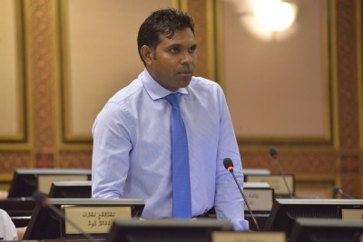 މެމްބަރު ފައިސަލް މަޖިލީހަށް ހުށަހެޅި ދެ ބިލު ބޭރުކޮށްލައިފި
