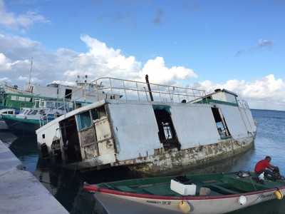 ތިނަދޫ ބަނދަރުގައި އަޑިއަށް ގޮސްފައިވާ ދޯންޏެއް ނެގުމަށް ސިވިލް ކޯޓުން ހުކުމް ކޮށްފި